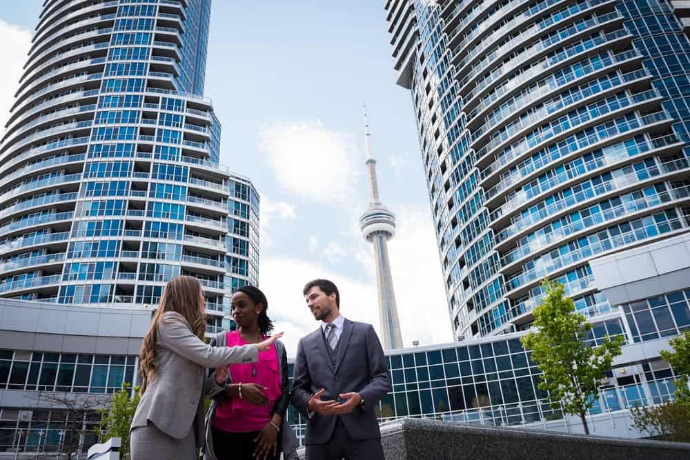 How To Start a Business in Toronto in 10 Easy Steps